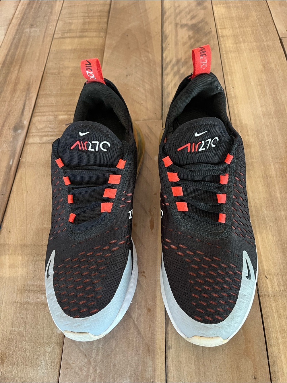 Nike Air Max 270 GS Hyper Crimson Size 6.5Y/W7.5 (BV1246-015)